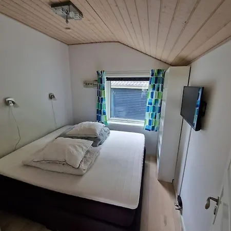 House By A Fantastic And Free Wifi Holiday home *