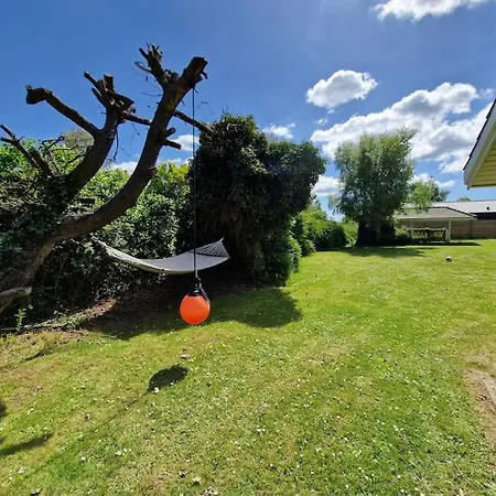 House By A Fantastic And Free Wifi Holiday home *
